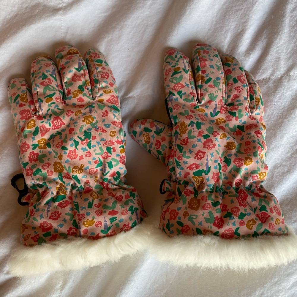 Hannah Anderson Floral Winter Gloves size S